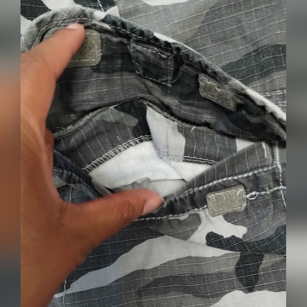 โขEcko Unltd Shorts Mens 48 Gray Snow Camo Camouflage Ripstop Cargo Casual Y2K - Picture 5 of 10
